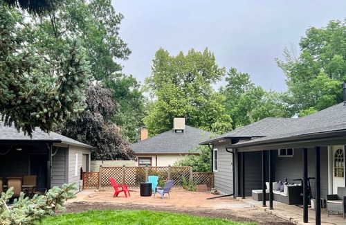 Loveland House | Downtown Sweetheart on 4th Street