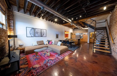 Curtis Park Apartment | Downtown Townhouse/Loft in RiNo/Curtis Park