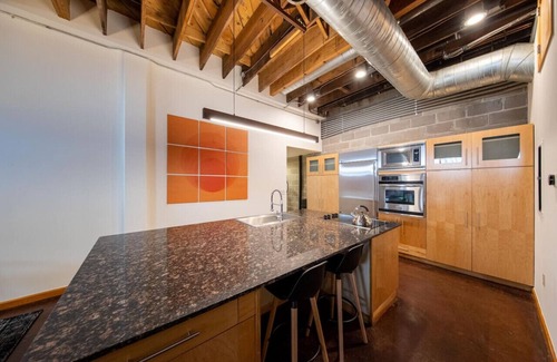Curtis Park Apartment | Downtown Townhouse/Loft in RiNo/Curtis Park