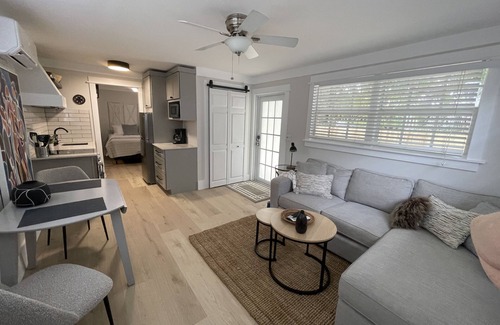 Marina District Apartment | Downtown- Walk To Everything!