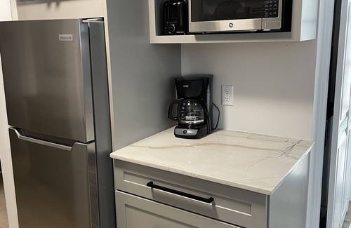 Marina District Apartment | Downtown- Walk To Everything!
