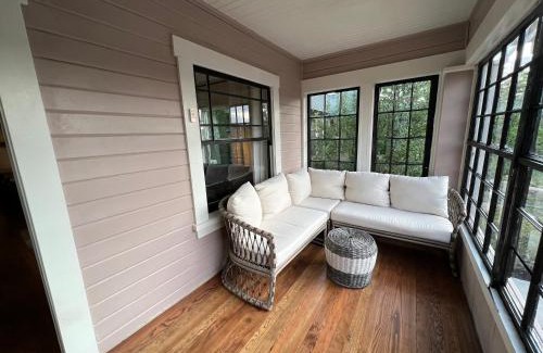 Williams House | Downtown Williams, walk everywhere, remodeled