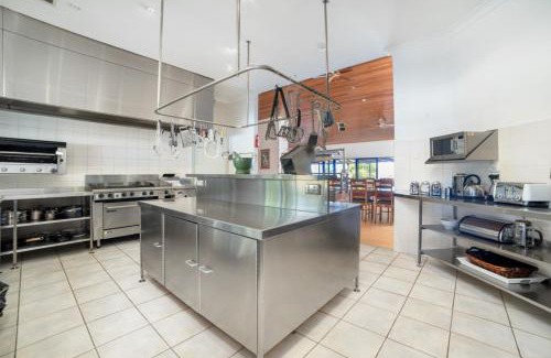 Kingscote House | Doyles on the Bay