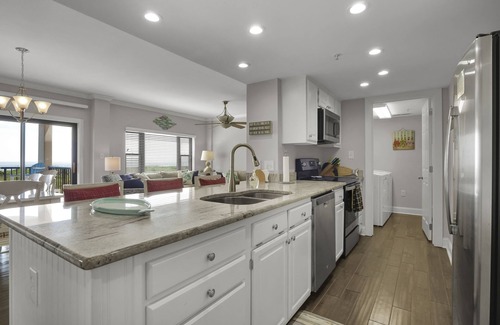 Shell Island Condo | DR 2111 - Gorgeous condo, oceanfront deck with panoramic views, pool, tennis