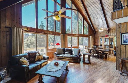 Blue Jay House | Dragon's Lair