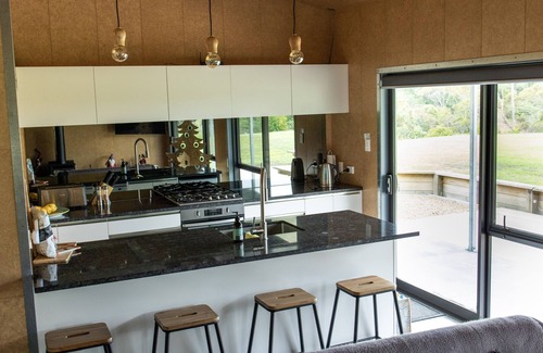Kerikeri House | Dragonfly Barn - Kerikeri - Beautiful Rural Views