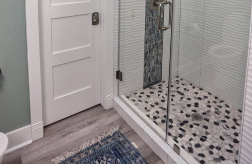 Galveston House | Dragonfly Breeze, Bay Front, Boat Dock, Sleeps 12, Dog Friendly