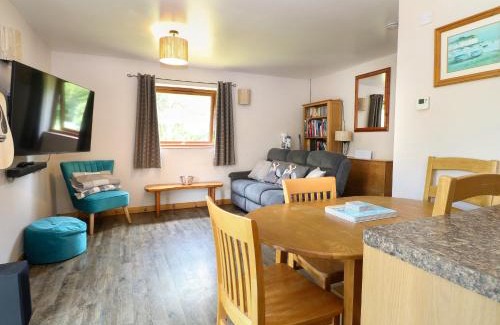East Dereham House | Dragonfly Lodge