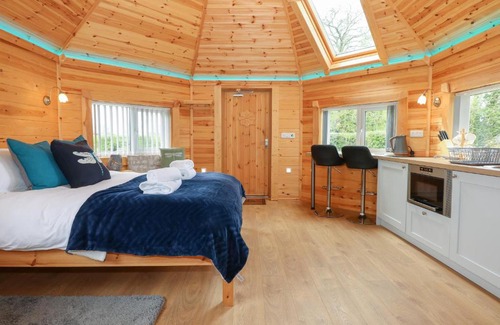 Pentney House | Dragonfly Retreat