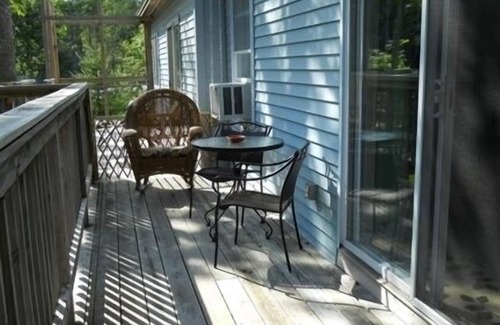 Bar Harbor Apartment | Dragonfly Woods-Bright airy efficiency apartment nestled in the woods. VR1R25117