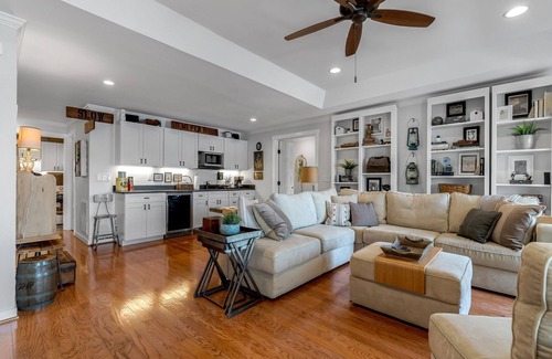 Seneca House | Drake Landing at Lake Keowee