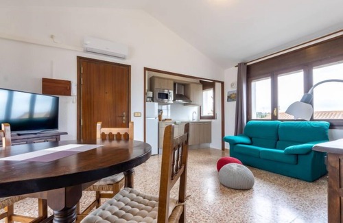Clara Apartment | Drassanes III by Interhome
