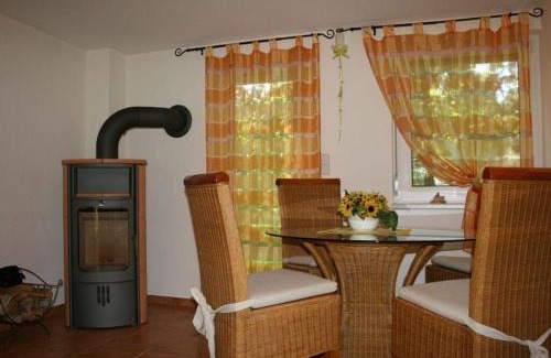 Joachimsthal House | Dream bungalow on Grimmitzsee with lake view