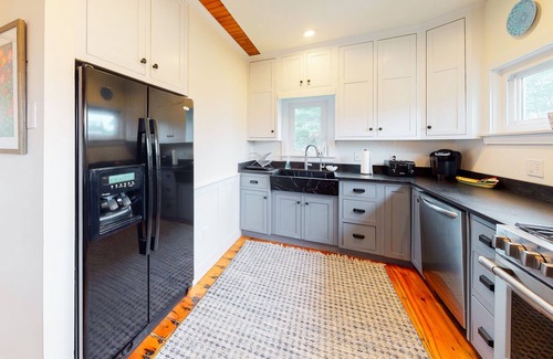 Ocean Point House | Dream cottage with ocean views, fireplace, wraparound porch, & washer/dryer