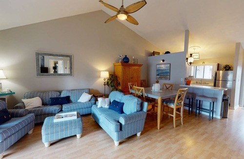 Fort Walton Beach - Destin Condo | Dream Destin-ation Family Fun Condo- Pool, Tennis & Beach Service, Private Beach