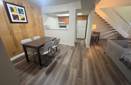 Indianapolis Condo | Dream Home IN