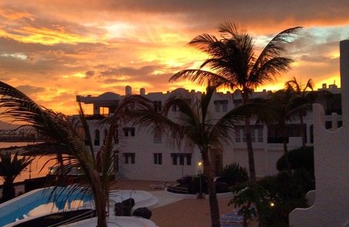 Costa Teguise Condo | Dream oceanfront condo