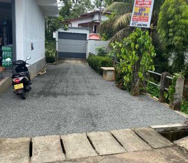 Baddegama Apartment | Dream shade villa