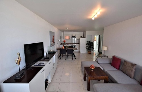 Hohwacht Apartment | Dream vacation apartment with sea view directly on the beach in Hohwacht Bay