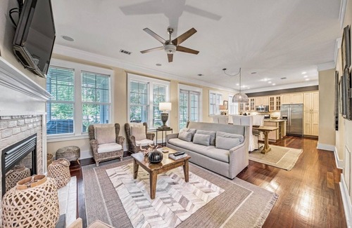 Laurel Grove House | Dream vacation home with 6-seater golf cart; screen porch; upstairs balcony