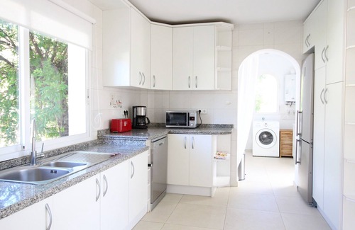 Altea la Vella Villa | Dream villa with private tennis court, pool, sea and mountain views.