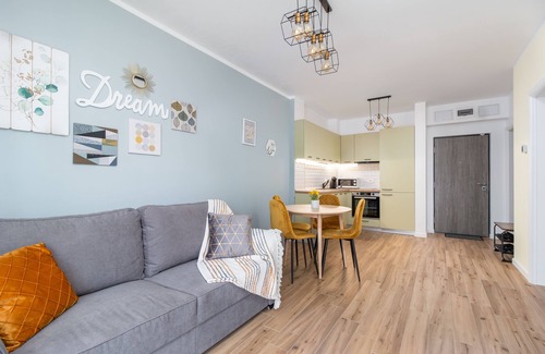 Oradea House | Dream Weaver's Retreat