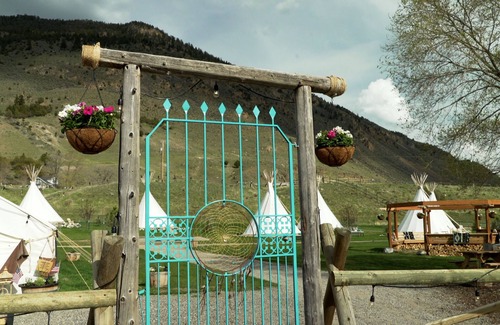 Gardiner RV Rental | Dreamcatcher Tipi Hotel