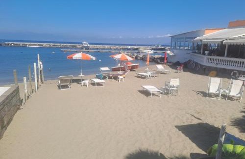 Lacco Ameno Apartment | DreamHouse Ischia-Lacco Ameno in pieno centro a soli 70 metri dal mare!