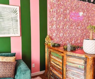 North Nashville House | Dreaming With Dolly - Luxe Stay Near Broadway