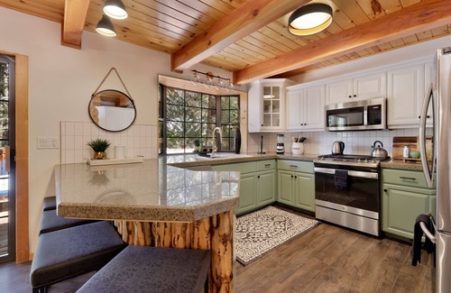 Winter Park Cabin | Dreams of Summit - Central Ski Resort Log Cabin Retreat w/Hot Tub + Games