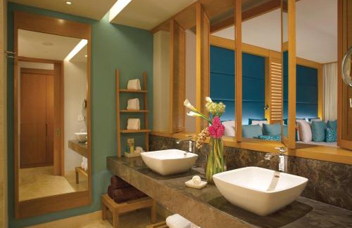 Playa Mujeres Resort | Dreams Playa Mujeres Golf & Spa Resort - All Inclusive