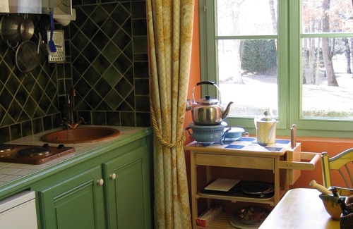 Montbrun-les-Bains Apartment | Dreamy Apartment in South of France with Swimming Pool