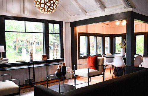 Hewitt House | Dreamy Cabin w/Modern finishes Perfect City Escape/1hr from NYC