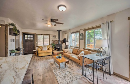 Rainbow Valley Cabin | Dreamy Divide Cabin w/ Deck & Forest View!