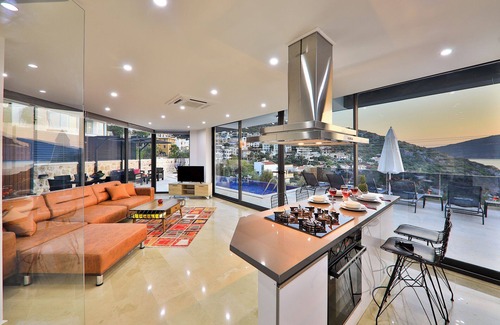 Kalkan Villa | Dreamy Getaway in Antalya – Luxury 4BR Villa with Private Pool
