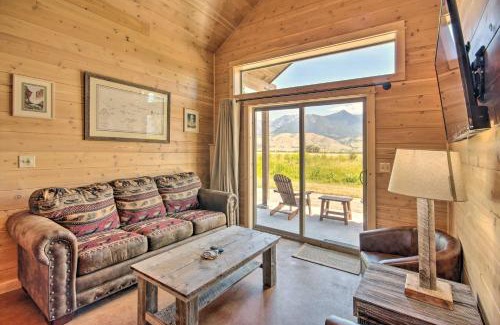 Livingston House | Dreamy Mountain-View Cabin Near Yellowstone!