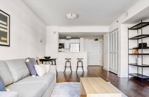 Penn Quarter Apartment | Dreamy Penn Quarter 1BR w/ W/D & Gym, 2 blocks to Metro, by Blueground