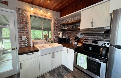 Inverness Cottage | Dreamy River Cottage