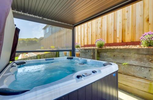 Bodega Bay House | Dreamy Sonoma Coast Home with Waterfront Views