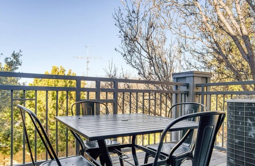 Morse Park Apartment | Dreamy Sunnyvale 2BR w/ W/D, Pool & Gym, walk to Google, by Blueground