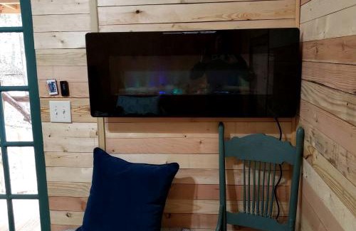 Grandview House | Dreamy Treehouse Cabin Oasis Near Piney River, Tennessee