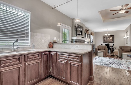 Branson Villa | Dreamy Villa Located Close to the Branson RecPlex! Come and Stay and Play!