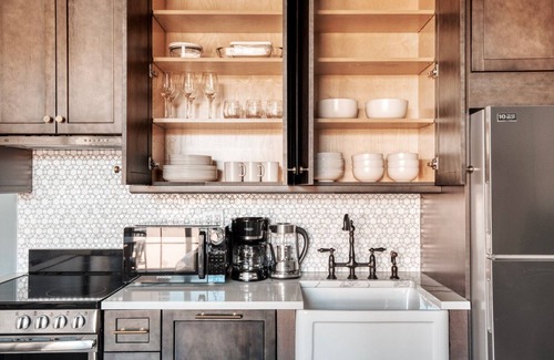 Williamsburg Apartment | Dreamy Williamsburg 1BR w/W/D & Gym, nr Domino Park, by Blueground