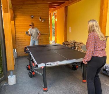 Arnoldstein House | Dreiländerblick, nabij piste met sauna en tafeltennis