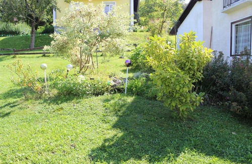 Augsdorf Apartment | Dreimäderlhaus