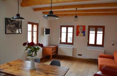 Radebeul Apartment | Dreiseitenhof Radebeul