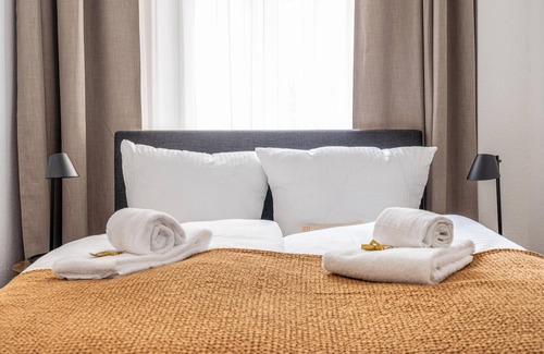 Innere Neustadt Apartment | Dresden Hoyerswerdaer Str | Two-Bedroom Suite XL