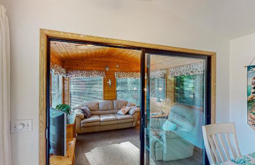 Brookings House | Drift Away Cabin