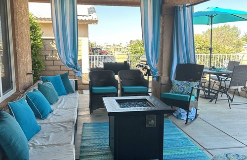 Silver Lakes Country Club House | Driftwood Cove Lake House – Waterfront, Pet-Friendly, Private Dock in Helendale