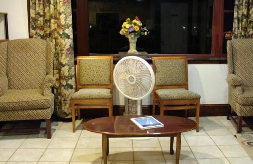 Chestertown Hotel | Driftwood Inn